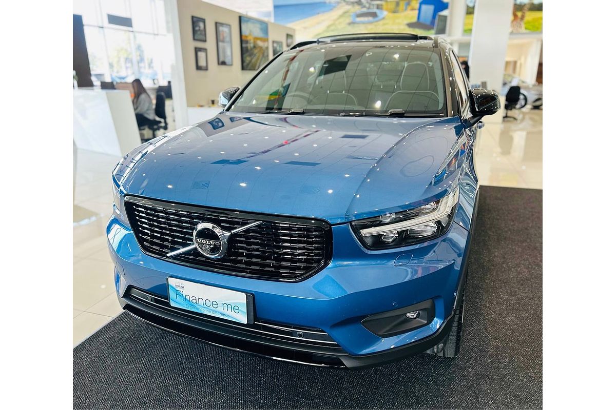 2019 Volvo XC40 T5 R-Design