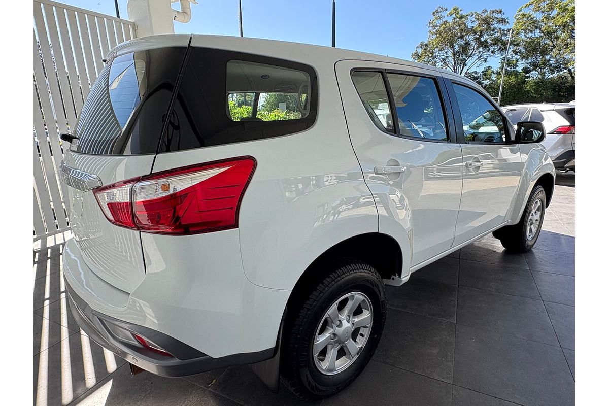 2019 Isuzu MU-X UC MY19