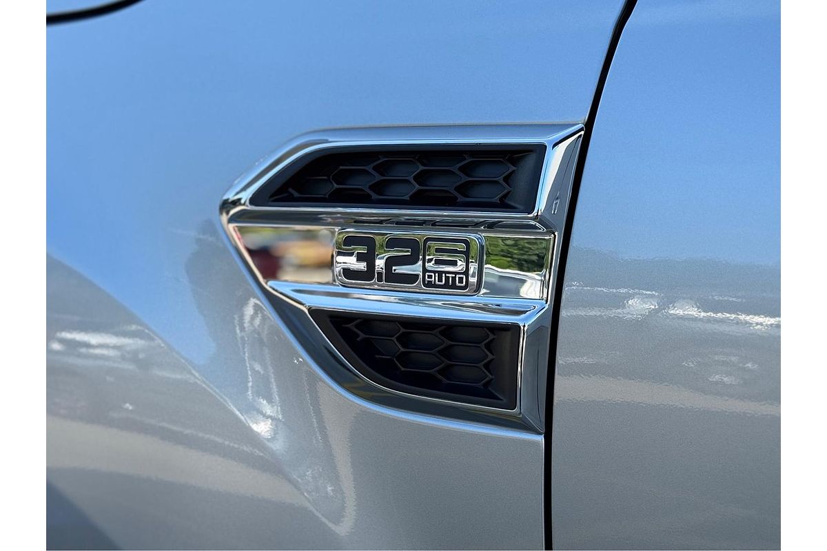 2018 Ford Everest Trend UA