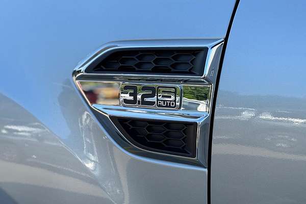 2018 Ford Everest Trend UA