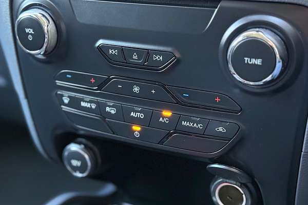 2018 Ford Everest Trend UA