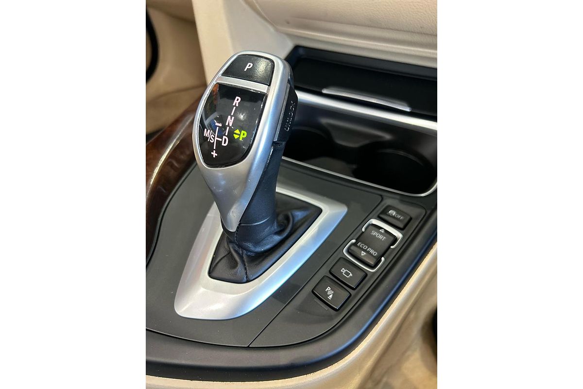 2015 BMW 4 Series 420d Luxury Line F33
