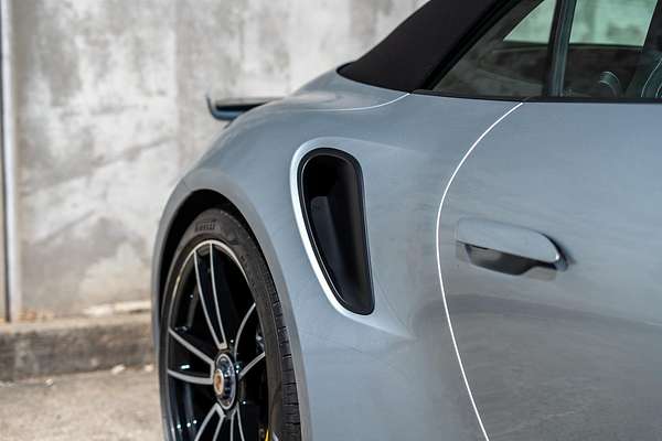 2022 Porsche 911 Turbo S 992