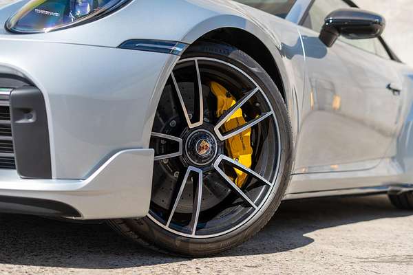 2022 Porsche 911 Turbo S 992