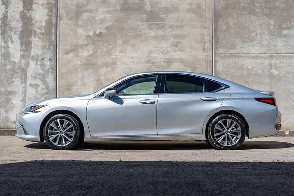 2019 Lexus ES ES300h Luxury AXZH10R