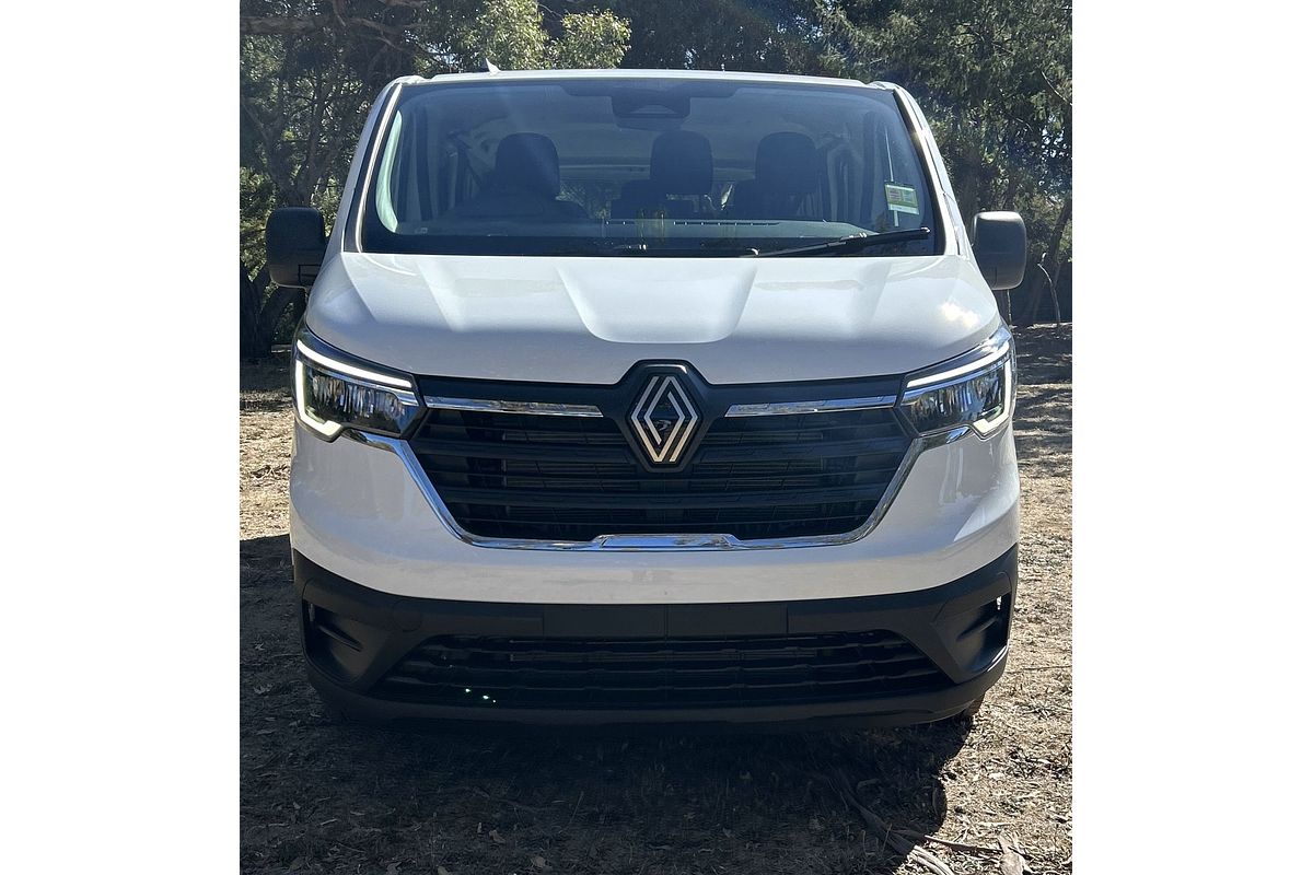 2025 Renault Trafic Crew Pro X82 LWB