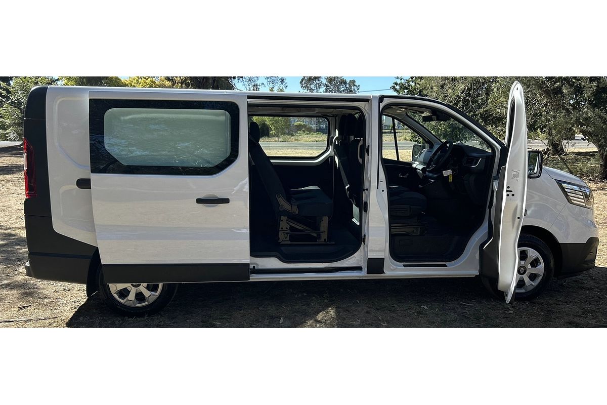 2025 Renault Trafic Crew Pro X82 LWB