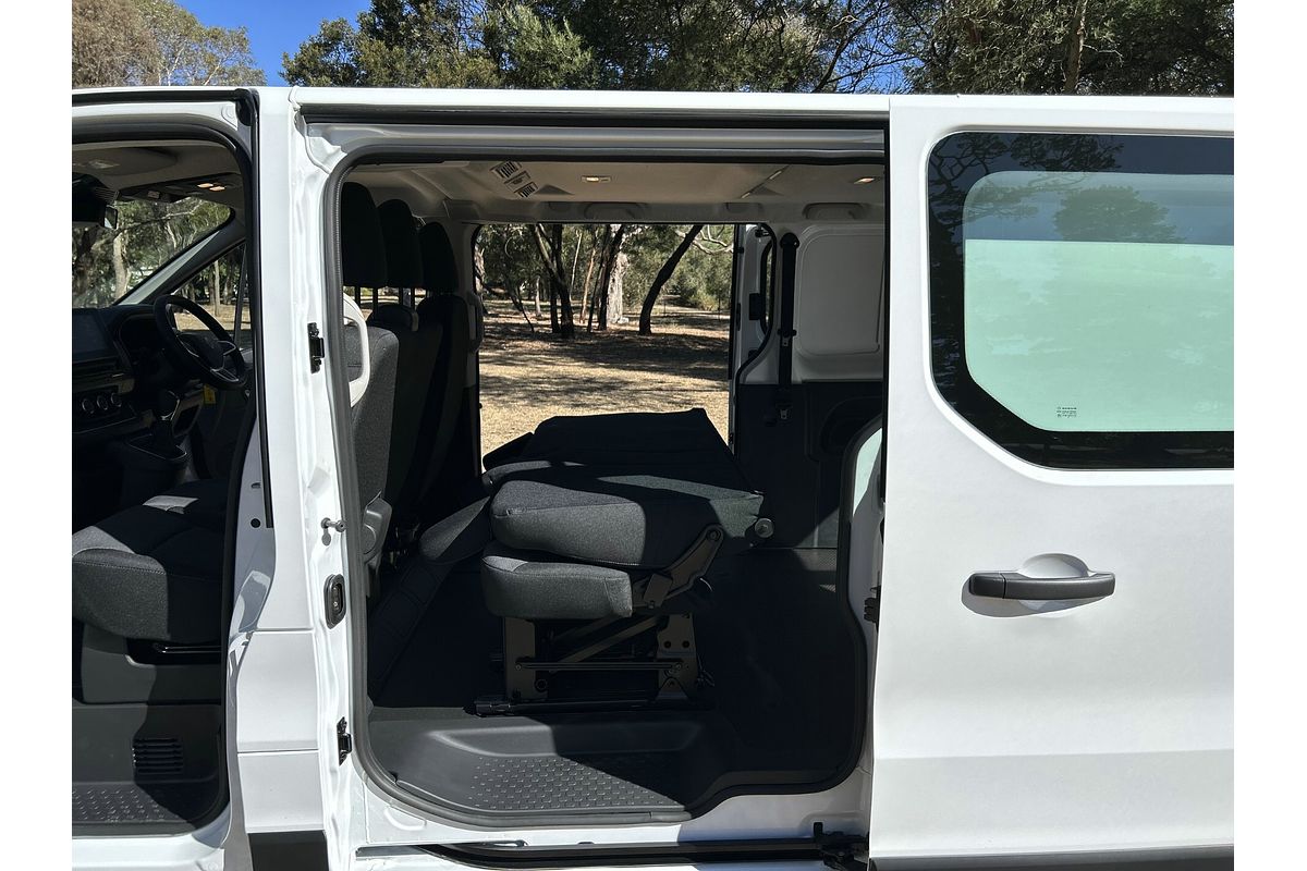 2025 Renault Trafic Crew Pro X82 LWB