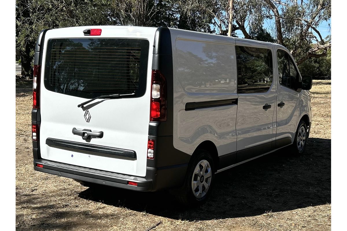 2025 Renault Trafic Crew Pro X82 LWB