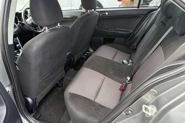 2017 Mitsubishi Lancer ES Sport CF
