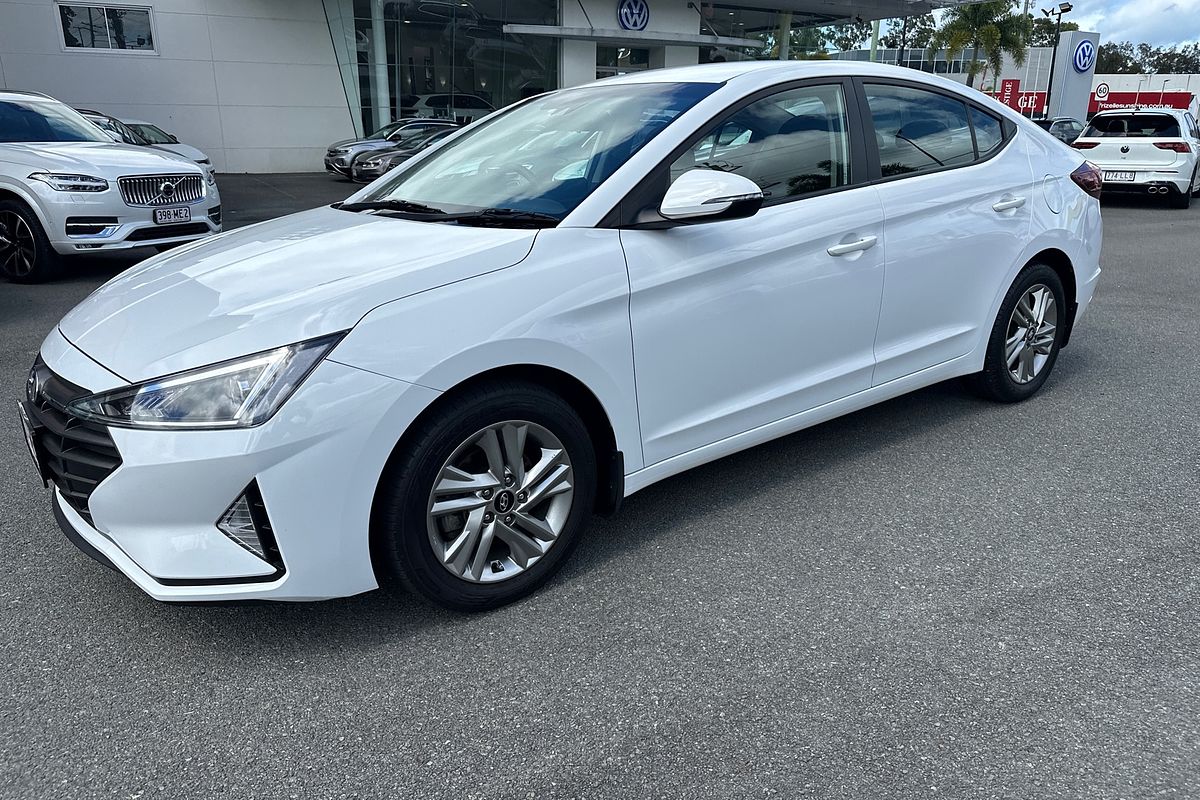 2019 Hyundai Elantra Active AD.2