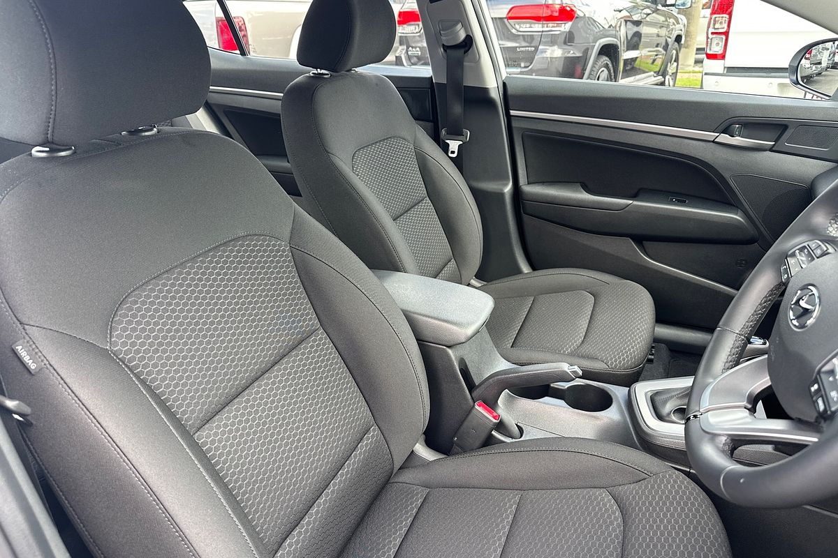2019 Hyundai Elantra Active AD.2