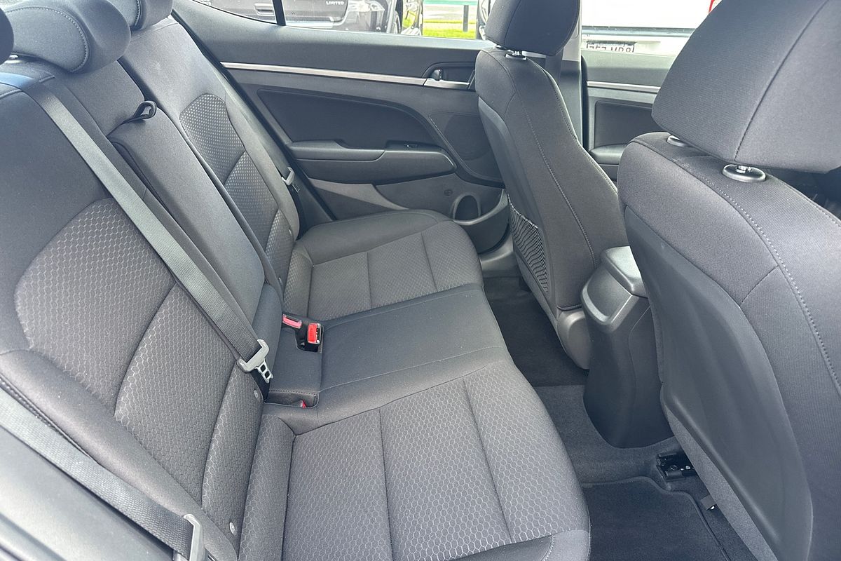 2019 Hyundai Elantra Active AD.2