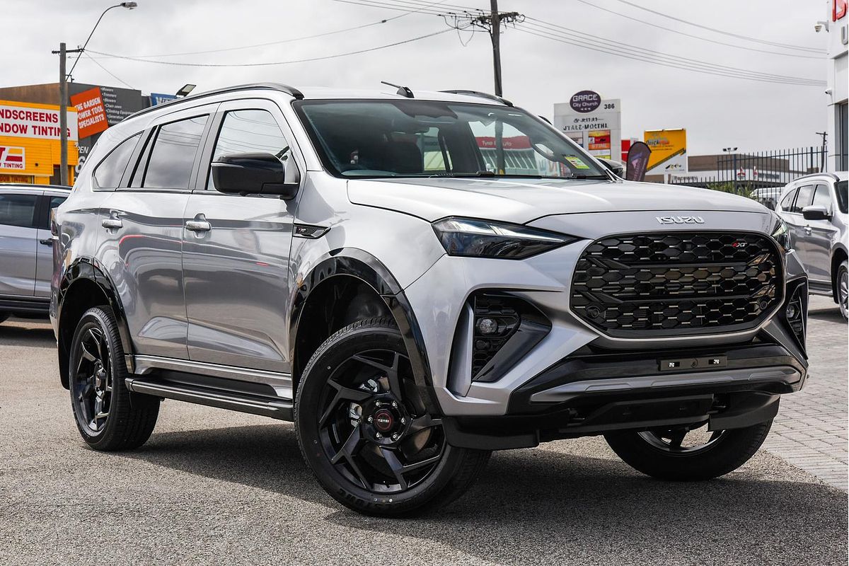 2025 Isuzu MU-X X-TERRAIN