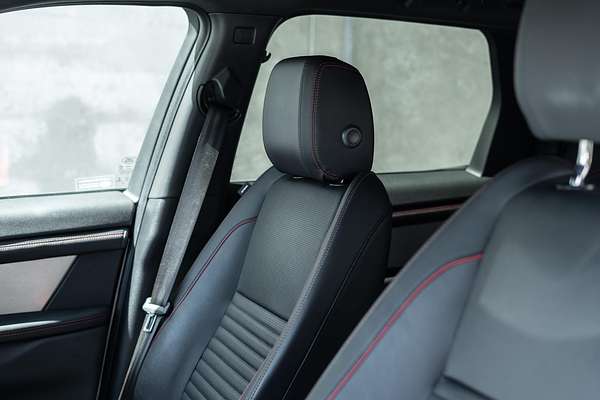 2023 Land Rover Discovery Sport P250 R-Dynamic SE L550