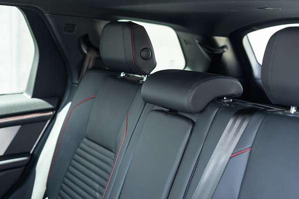 2023 Land Rover Discovery Sport P250 R-Dynamic SE L550