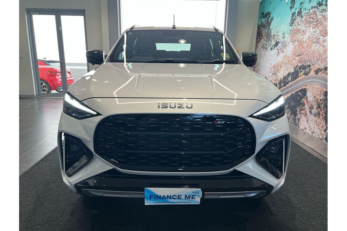 2025 Isuzu MU-X X-TERRAIN
