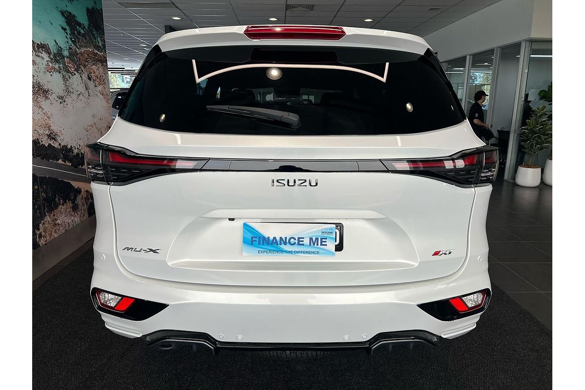 2025 Isuzu MU-X X-TERRAIN