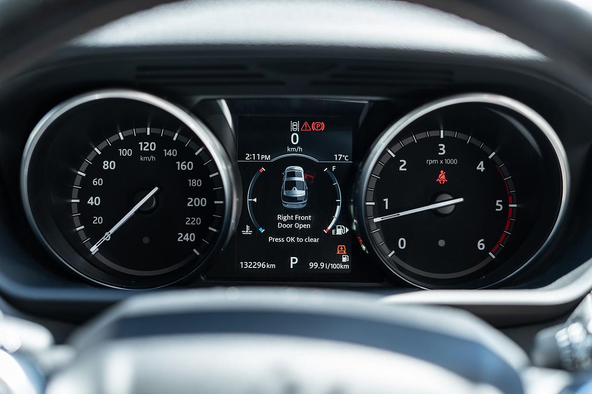 2017 Land Rover Discovery TD6 SE Series 5
