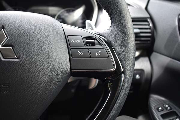 2023 Mitsubishi Eclipse Cross LS YB