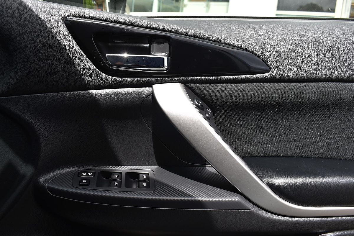 2023 Mitsubishi Eclipse Cross LS YB