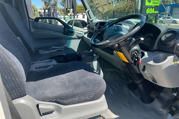 2017 Hino 300 Series 616  4x2