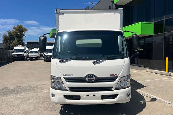 2017 Hino 300 Series 616  4x2