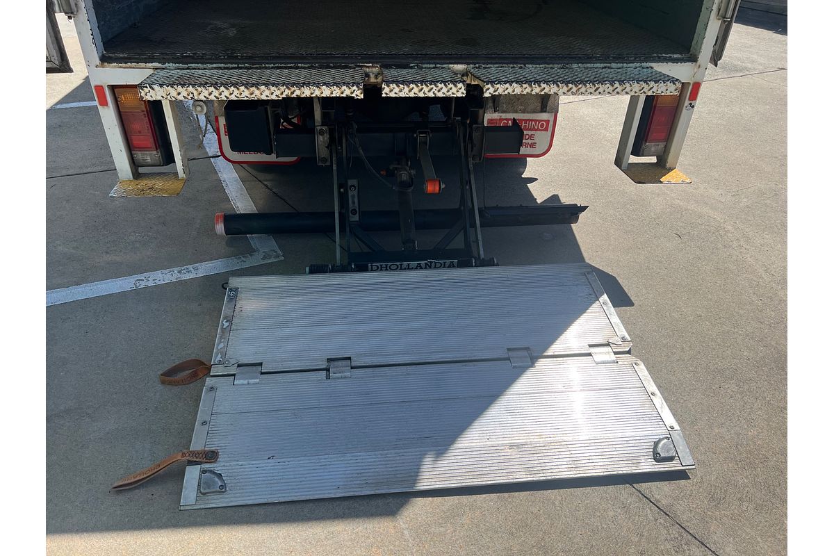 2017 Hino 300 Series 616  4x2