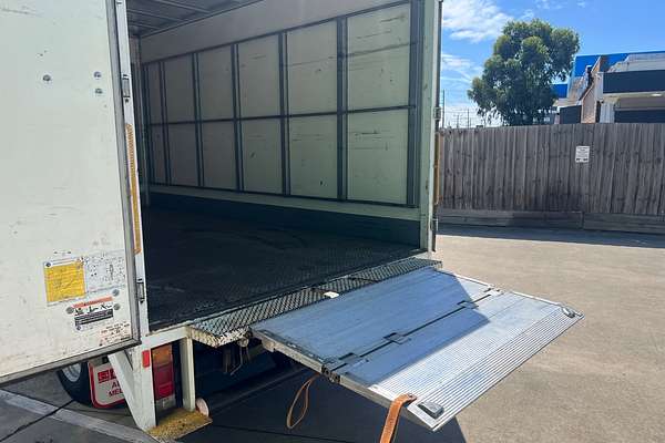 2017 Hino 300 Series 616  4x2