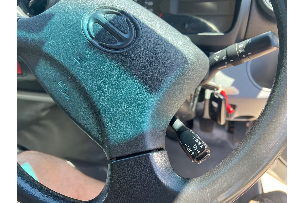 2017 Hino 300 Series 616  4x2