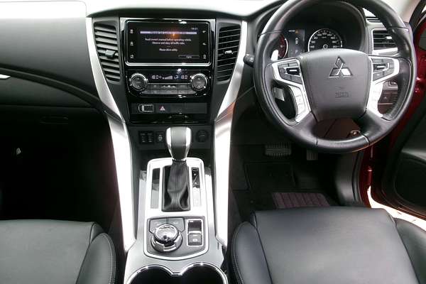 2017 Mitsubishi Pajero Sport Exceed QE