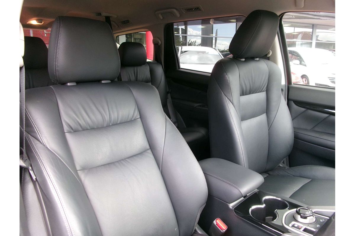 2017 Mitsubishi Pajero Sport Exceed QE
