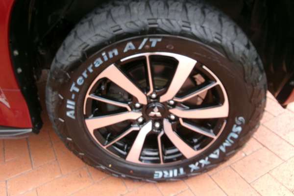 2017 Mitsubishi Pajero Sport Exceed QE
