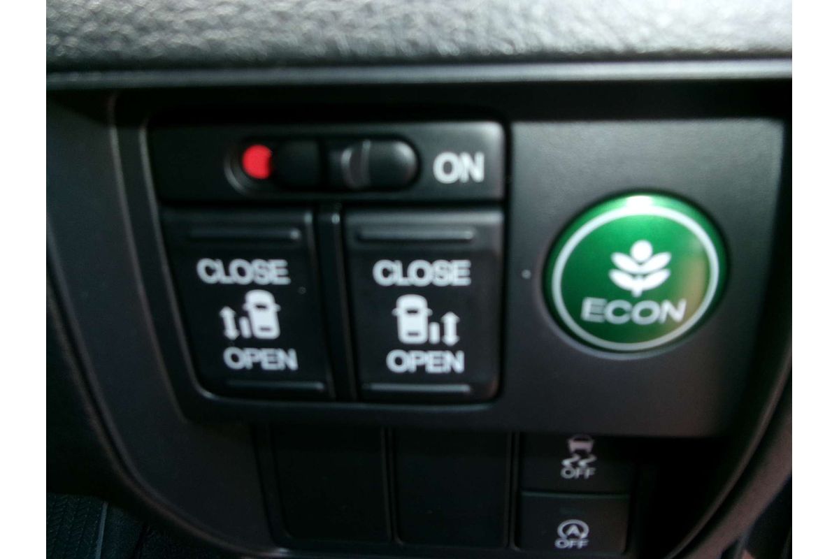 2016 Honda Odyssey VTi-L 5th Gen