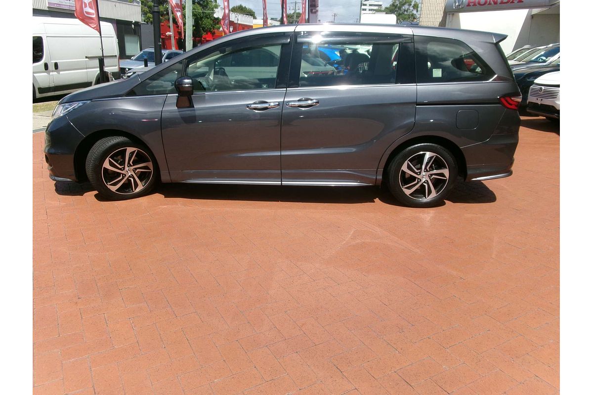 2016 Honda Odyssey VTi-L 5th Gen