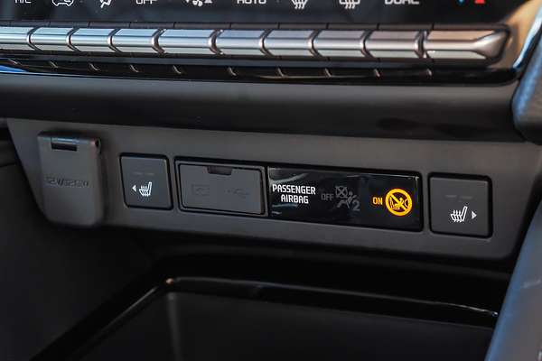 2025 Isuzu MU-X X-TERRAIN