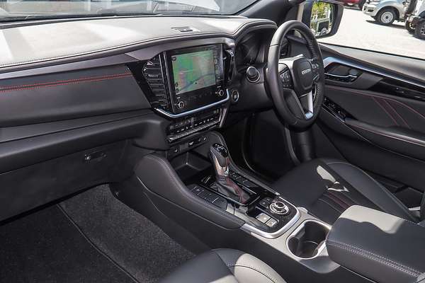 2025 Isuzu MU-X X-TERRAIN