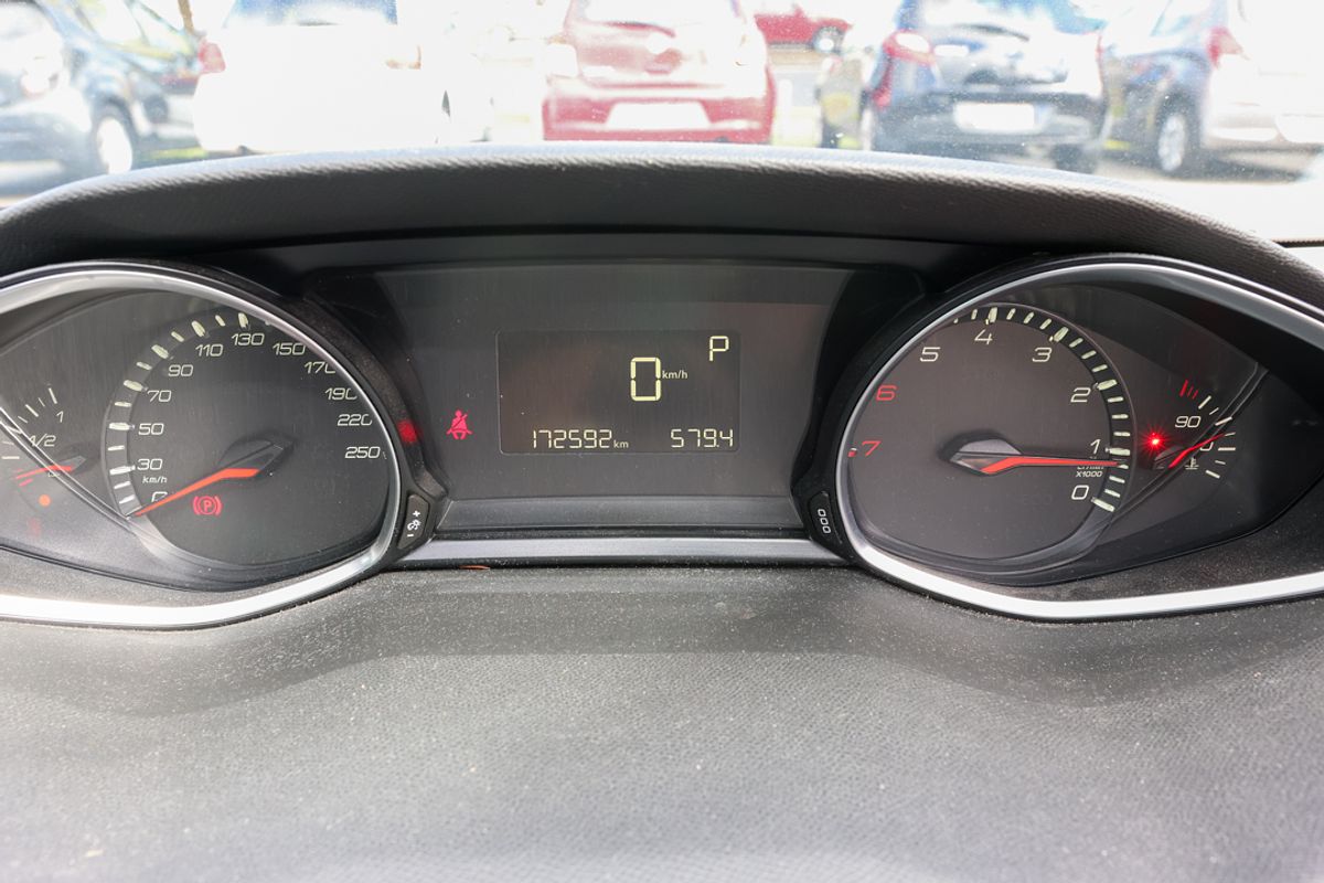 2014 Peugeot 308 Active T9