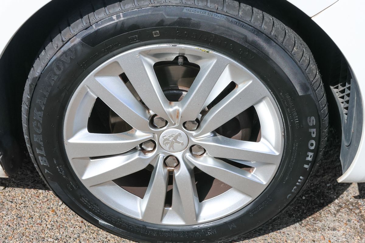 2014 Peugeot 308 Active T9