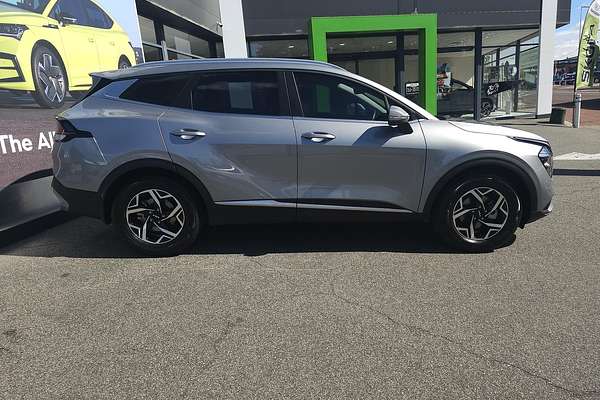 2023 Kia Sportage S NQ5