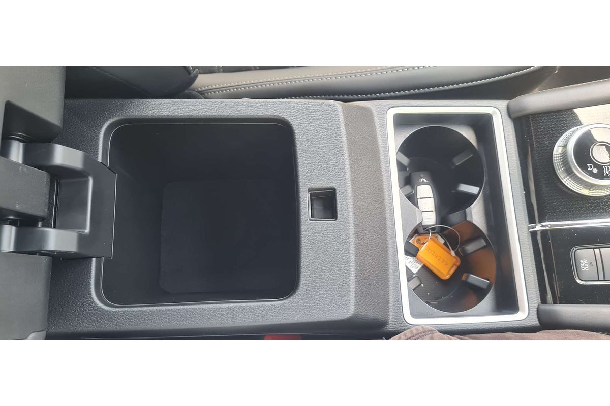 2024 Mitsubishi Outlander LS ZM