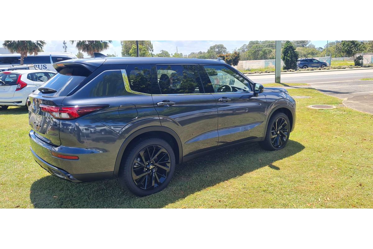 2024 Mitsubishi Outlander LS ZM