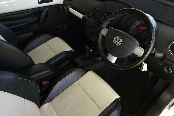 2008 Volkswagen Beetle Anniversary Edition 9C