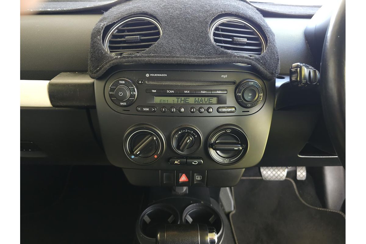 2008 Volkswagen Beetle Anniversary Edition 9C
