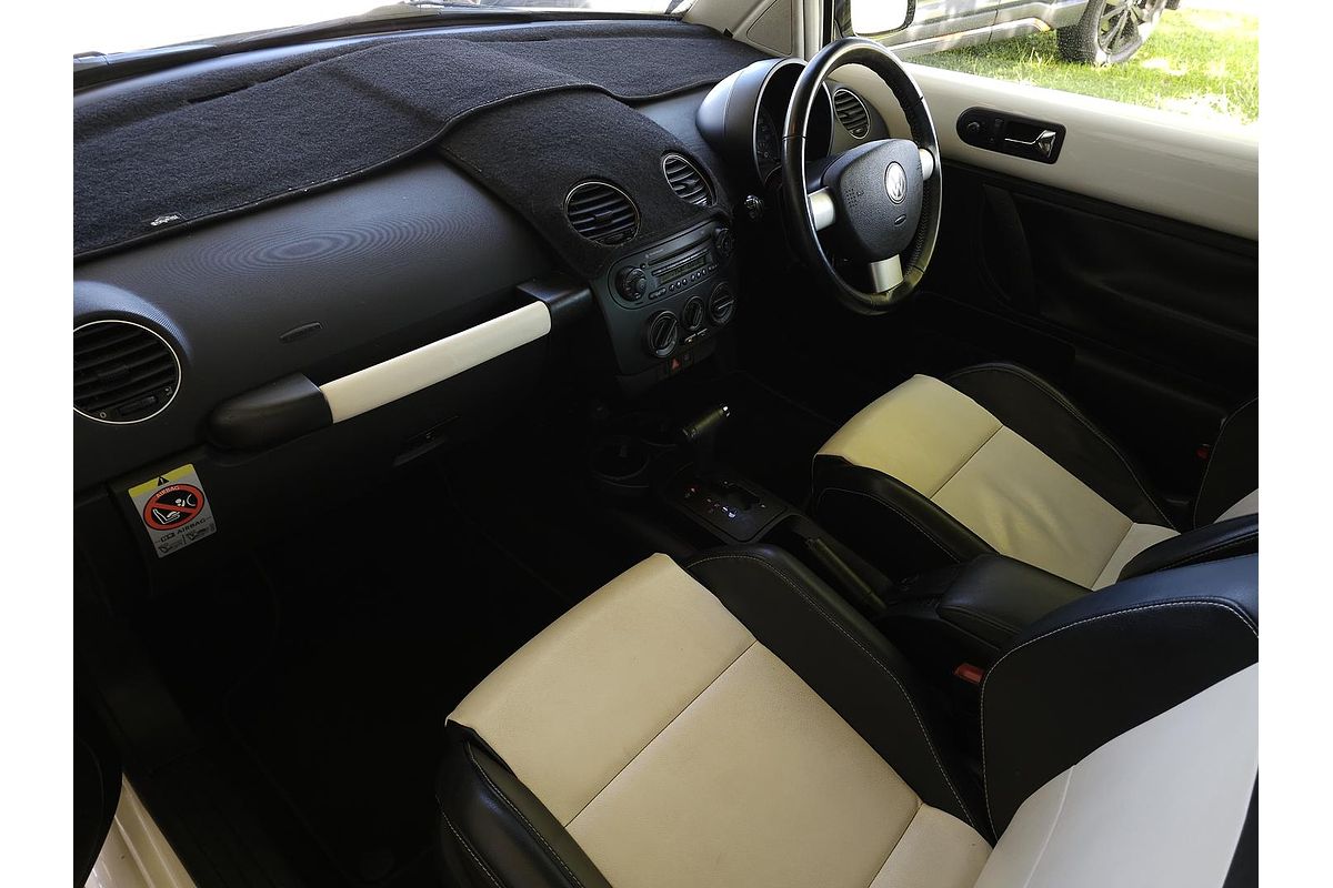2008 Volkswagen Beetle Anniversary Edition 9C