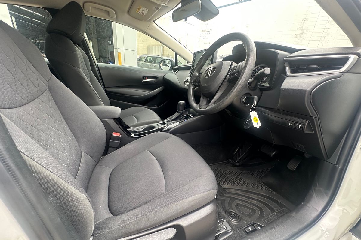 2021 Toyota Corolla Ascent Sport MZEA12R