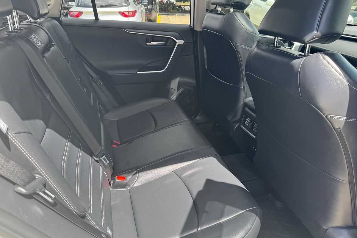 2020 Toyota RAV4 Cruiser AXAH52R
