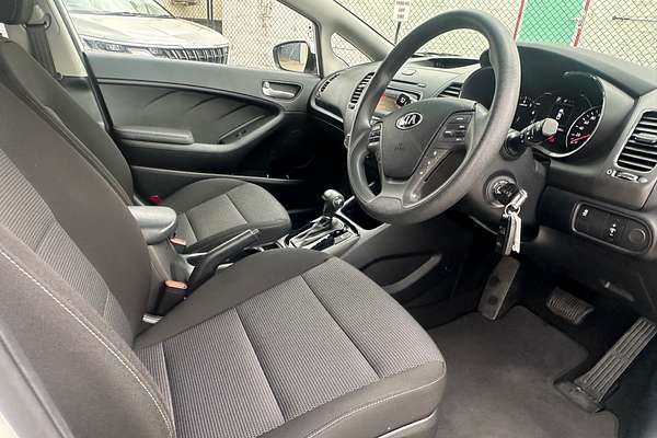 2017 Kia Cerato S YD