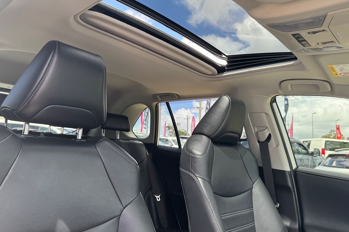 2020 Toyota RAV4 Cruiser AXAH52R