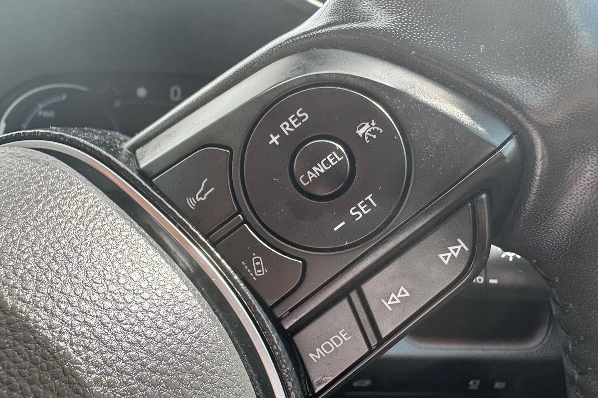 2020 Toyota RAV4 Cruiser AXAH52R